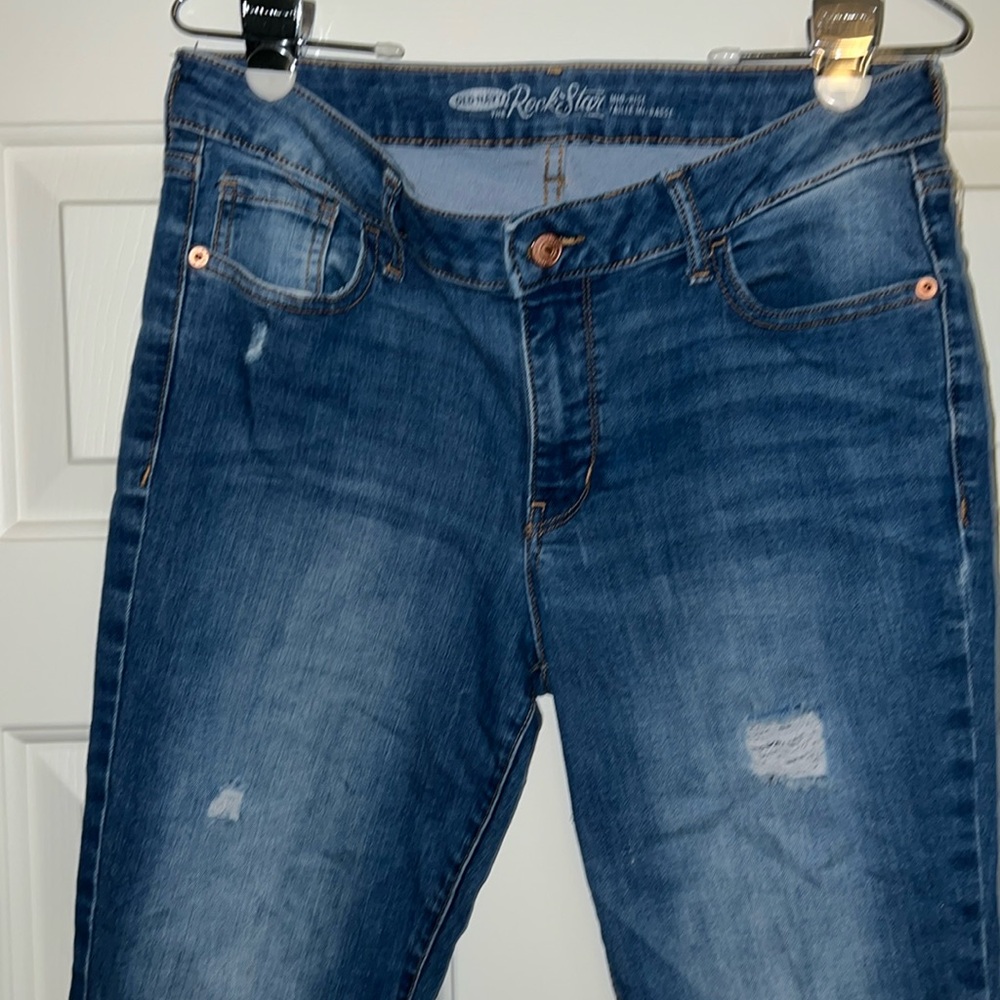 Old Navy distressed jeans size 10